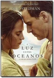 A luz entre oceanos